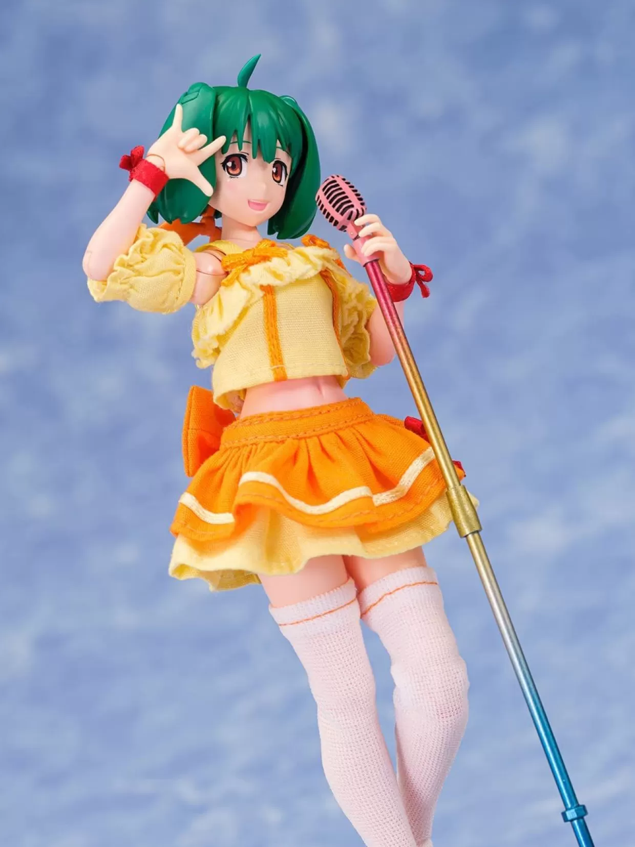 New Aoshima Acks V.F.G. Macross Frontier Vf-25F Messiah Ranka Lee Macross 40Th Anniversary Plastic Model