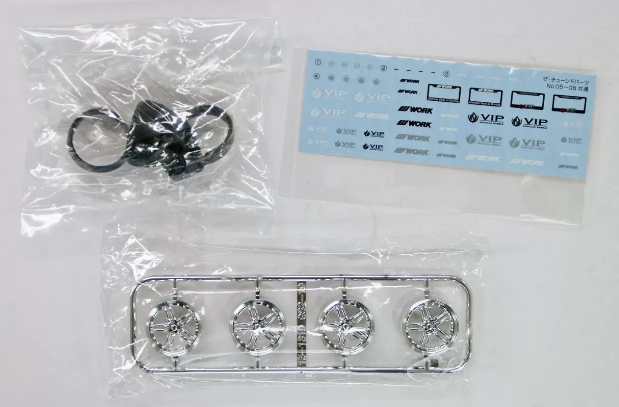 Clearance Aoshima Tuned Parts 1/24 Rs Work Gnosis Gs2 19Inch Tire & Wheel Set
