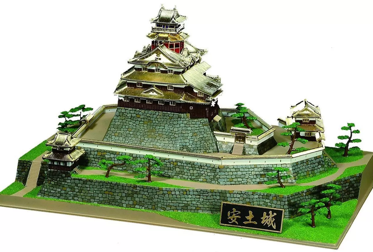 Outlet Doyusha Dg6 Japanese Azuchi Castle Dx Gold 1/360 Scale Plastic Model