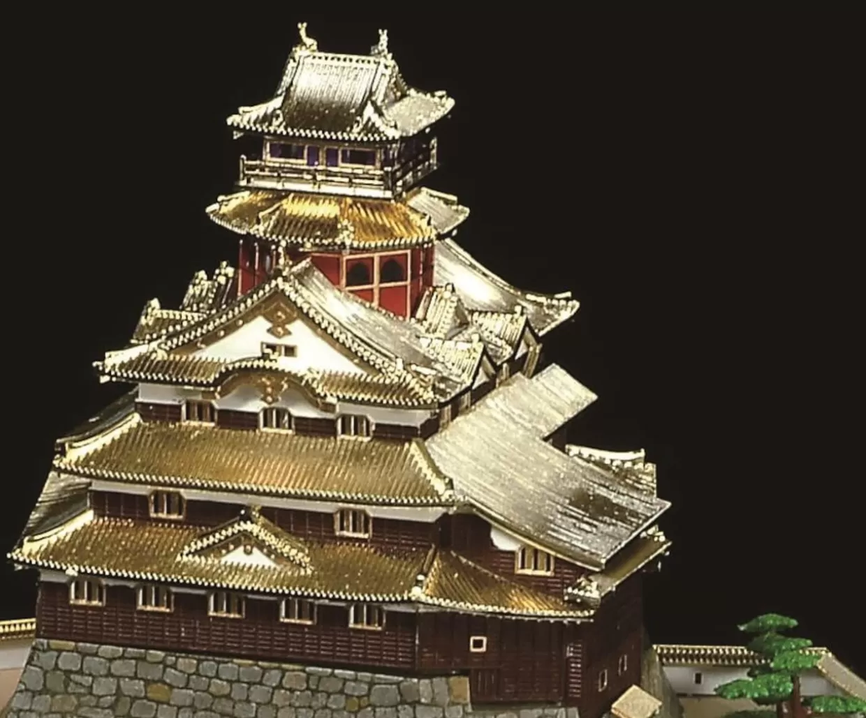 Outlet Doyusha Dg6 Japanese Azuchi Castle Dx Gold 1/360 Scale Plastic Model