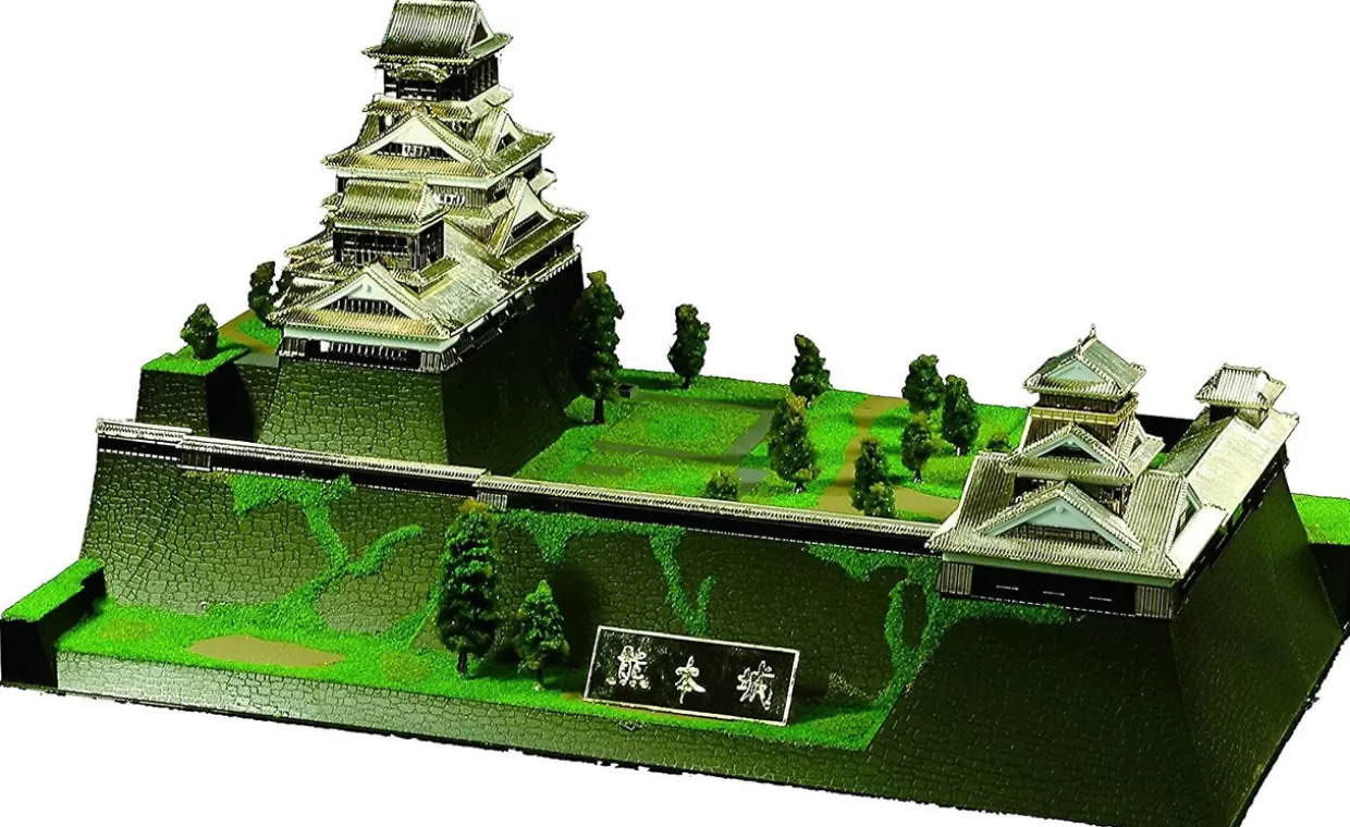 Sale Doyusha Dg7 Japanese Kumamoto Castle Dx Gold 1/350 Scale Plastic Model