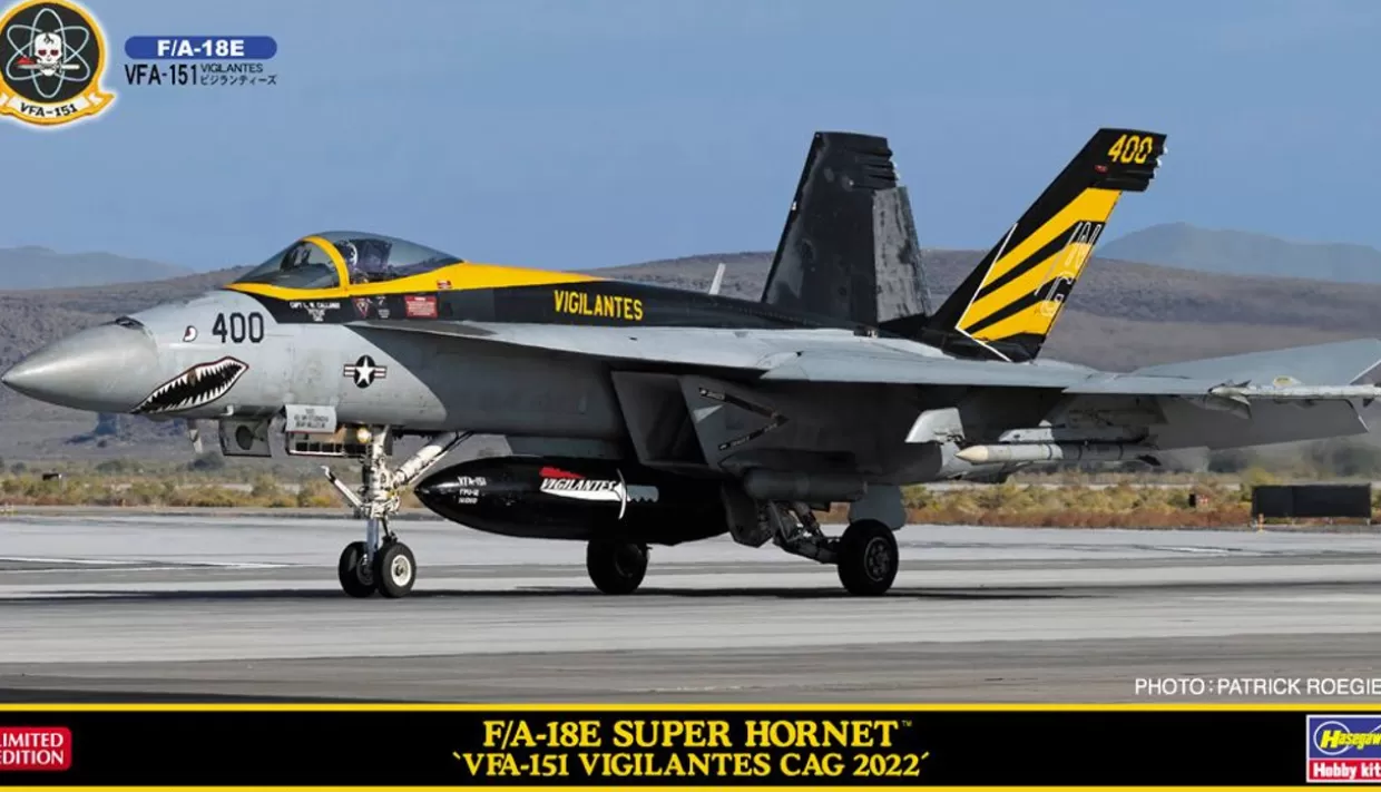 New Hasegawa 1/72 F/A-18E Super Hornet Vfa-151 Vigilantes Cag 2022 Plastic Model