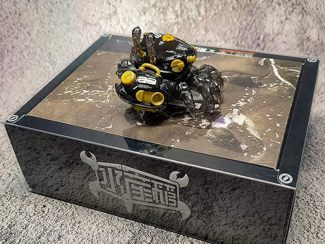 Hot ORANGE CAT INDUSTRY Aquaculture Tank 007: Fiddler Crab (Gold Black) Plastic Model