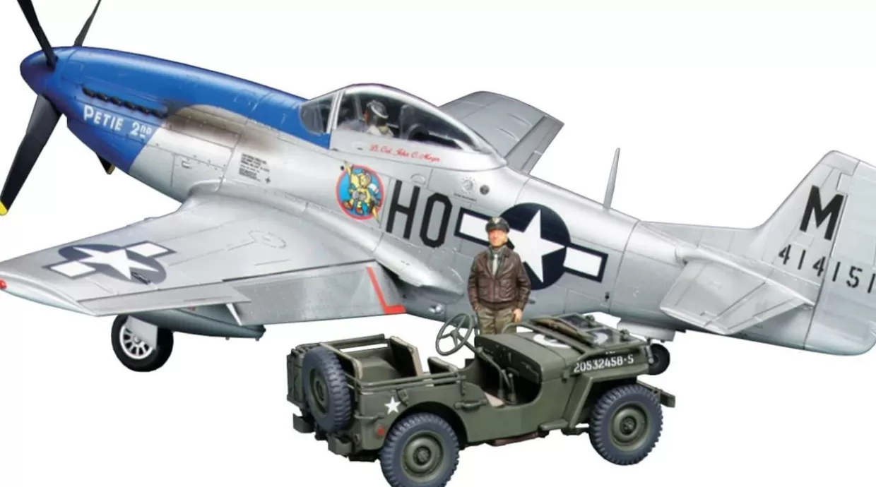 Best Tamiya 25205 1/48 North American P-51D Mustang & 1/4T 4X4 Light Vehicle Set Plastic Model