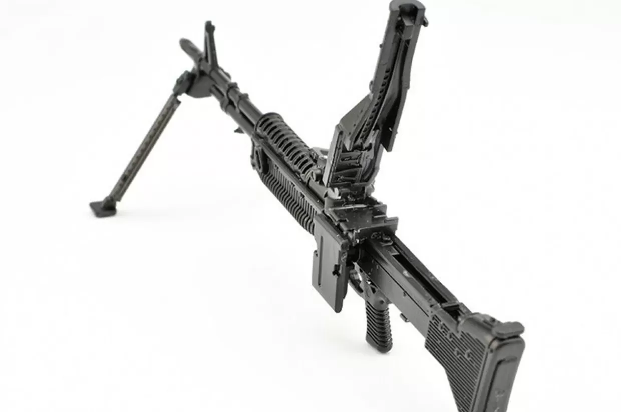 Best Tomytec Military Series 1/12 Little Armory Resident Evil: Death Island Weapons Type 1 Chris Redfield Plastic Model