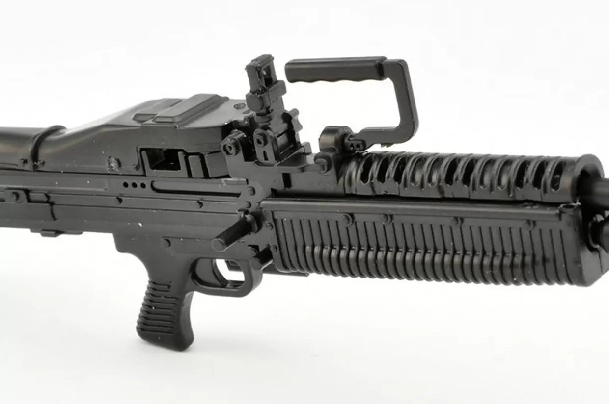 Best Tomytec Military Series 1/12 Little Armory Resident Evil: Death Island Weapons Type 1 Chris Redfield Plastic Model