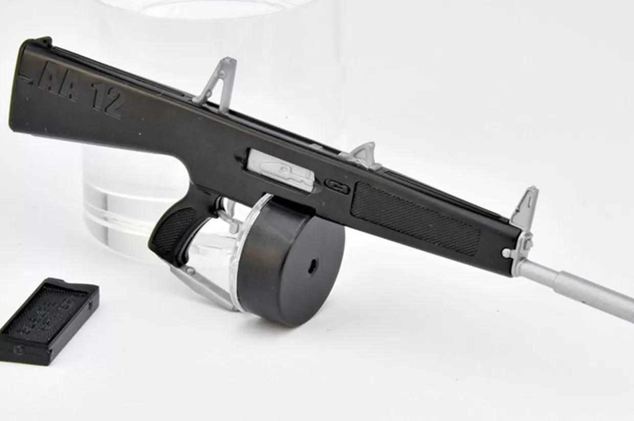 Shop Tomytec Military Series 1/12 Little Armory Resident Evil: Death Island Weapons Type 1 Leon S. Kennedy Plastic Model