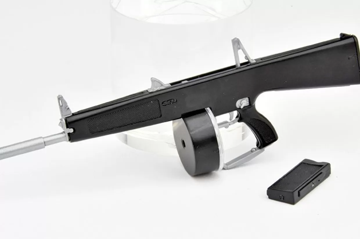 Shop Tomytec Military Series 1/12 Little Armory Resident Evil: Death Island Weapons Type 1 Leon S. Kennedy Plastic Model