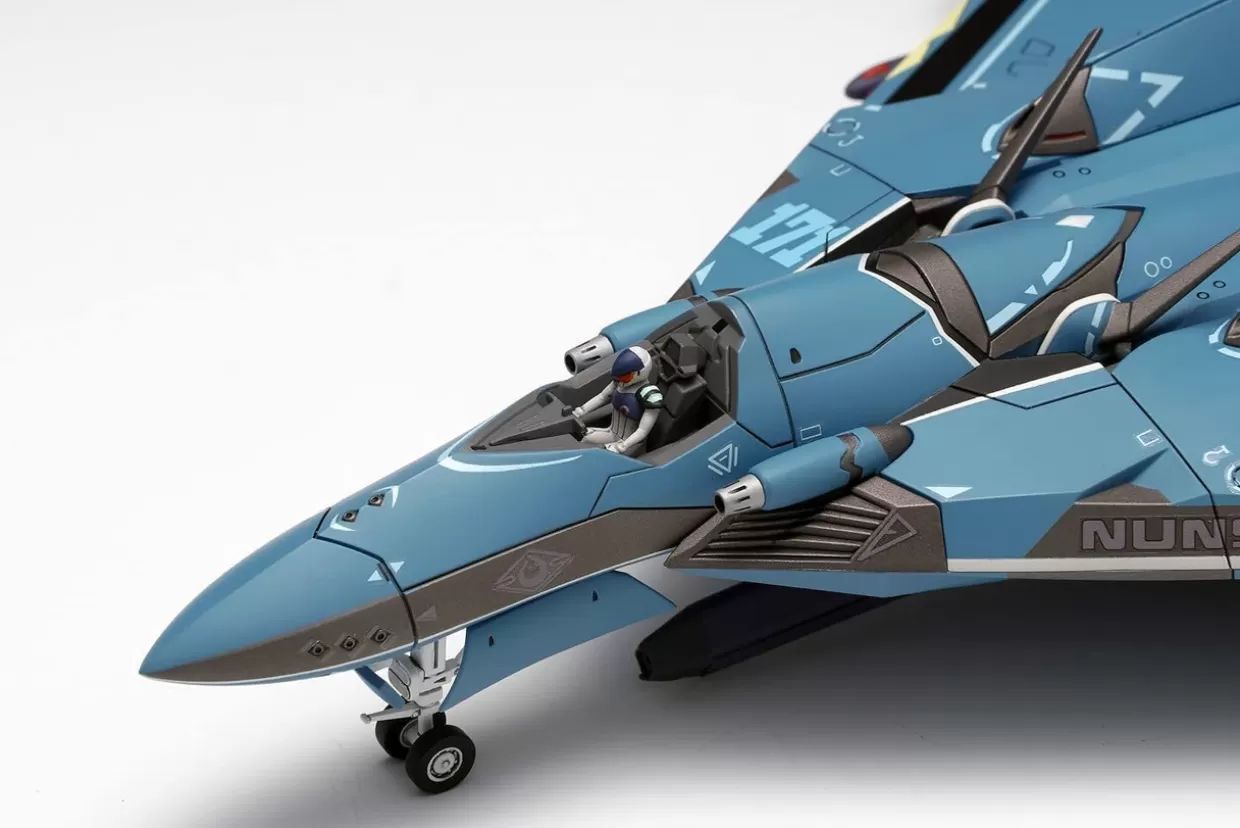 Flash Sale Wave 1/72 Macross Frontier Vf-171 Nightmare Plus General Model Plastic Model
